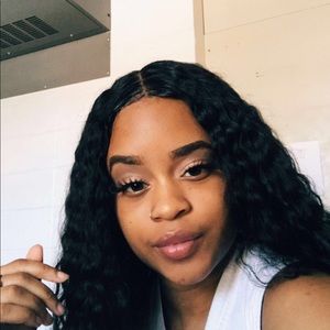 Meet your Posher, Quincey